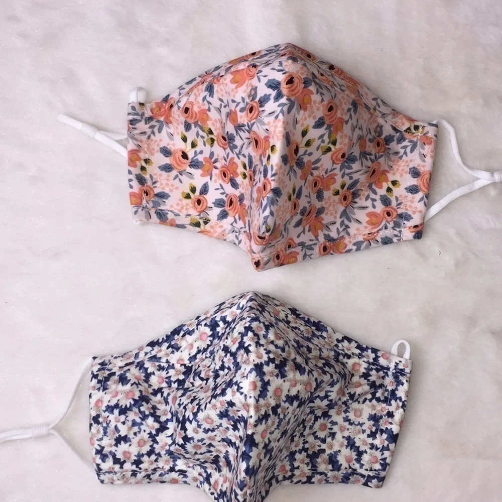 Set of 2 adult floral face masks. NW…